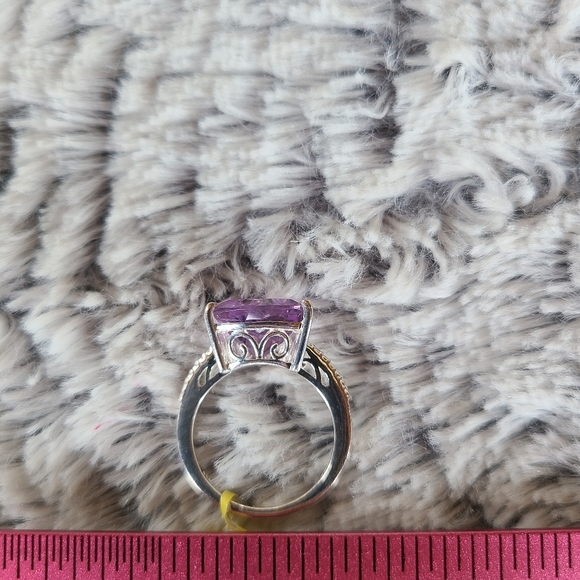 Pink Amethyst Solitaire 💍 - Picture 4 of 5